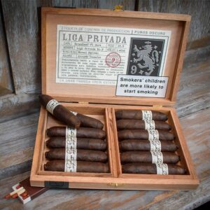 Drew Estate Liga Privada No 9 Flying Pig Cigars – Box of 12