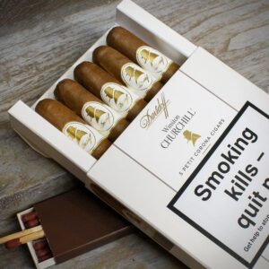 Davidoff Winston Churchill (Artist) Petit Corona Cigars – Pack of 5